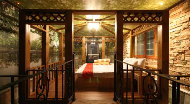 Люкс Royal Hera Hotel