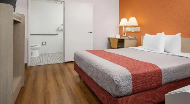 Двухместный номер Standard Motel 6-Buena Park, CA - Knotts Berry Farm - Disneyland