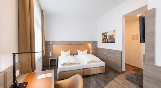 Двухместный номер Standard с видом на город Hotel Reichshof garni