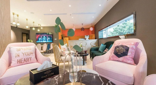 Bizca Art Hostel, Prenota Ostello Hotel a Enshi Prefecture con parcheggio, Parcheggio