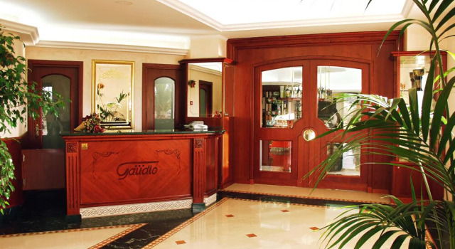 Hotel Gaudio, Book Hotel 3-stjernede hoteller i Longobardi, 3*