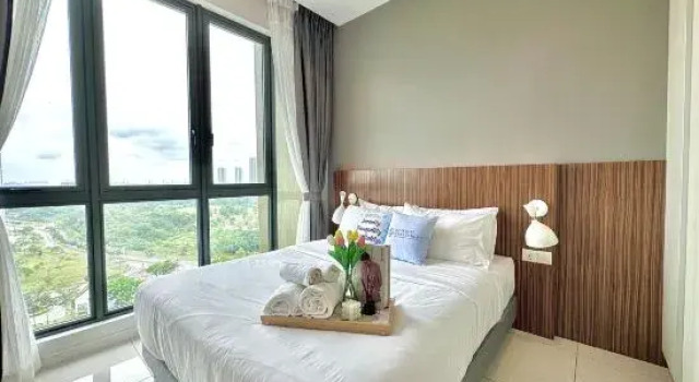 Люкс с 2 комнатами Elysia Park Residence Medini by Stayrene