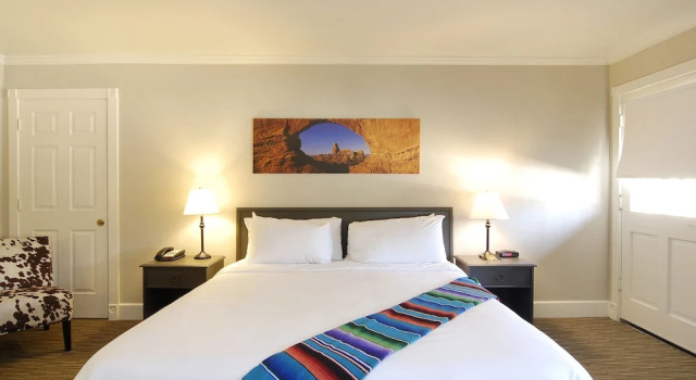 Двухместный номер Premium с балконом Palm Canyon Hotel and RV Resort