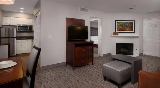 Четырёхместный номер Standard с 2 комнатами Homewood Suites by Hilton Vancouver-Portland
