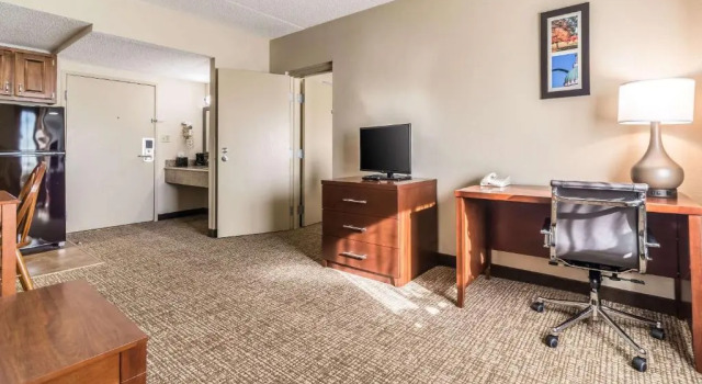 Четырёхместный люкс c 1 комнатой Comfort Inn Festus-St Louis South