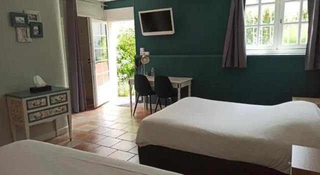 Номер Comfort Logis Hotel Le Prince Noir