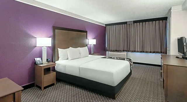 Двухместный номер Standard с частичным видом La Quinta by Wyndham Lubbock West Medical Center