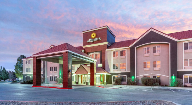 La Quinta Inn & Suites Roswell, Varaa Hotelli Roswell New Mexico