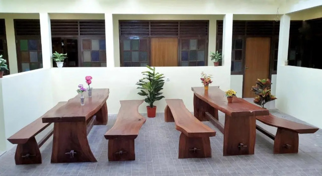 Maple Tree Homestay, Book Hotel Kejayan 