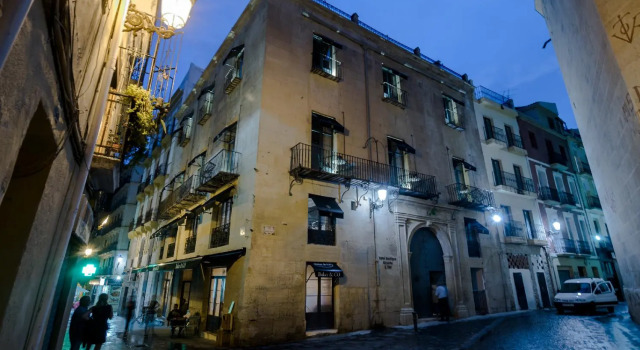 Hotel Boutique Alicante Palacete S.XVII Adults Only, Забронировать Отель Отели Аликанте 4 звезды, рядом с Площадь Пласа-дель-Кармен, 4*