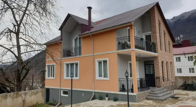 Guesthouse Rest Point, Rezerwuj Hotel Hotele w Merisi z parkingiem, Parking