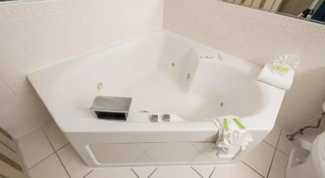 Номер Standard Hilltop Inn & Suites, near Foxwoods Casino