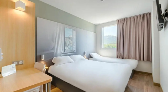 Номер Standard B&B HOTEL Marseille La Valentine St Menet