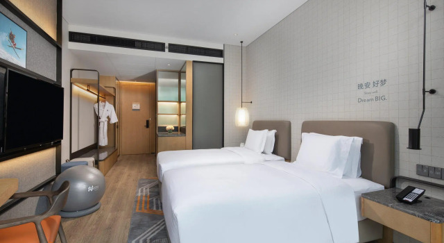 Двухместный номер Premium EVEN Hotel Shenzhen Nanshan by IHG