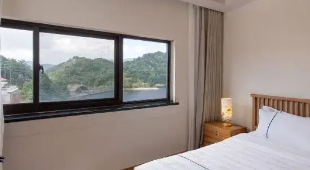 Люкс Lushan Lutos Terrace Garden Resort Hotel