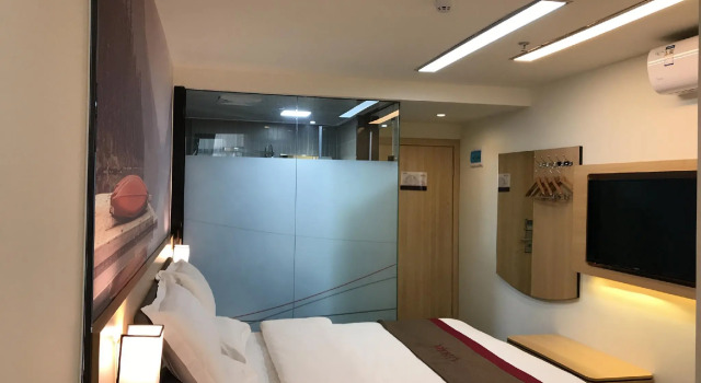 Thank Inn Hotel Guangxi Laibin Xiangzhou County Government Branch, Rezerwuj Hotel Laibin Guangxi