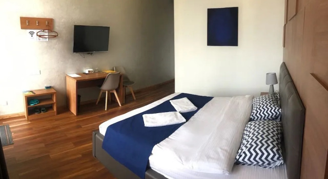 Concord Hotel, Book Hotel Hoteller i Privokzalʼnoye med parkering, Parkering
