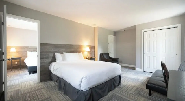 Трёхместный номер Comfort Auberge Valcartier - Par Aneyro
