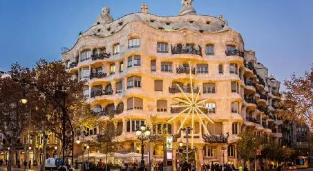 Sweet Inn - Pedrera, Забронировать Отель Эшампле Барселона, рядом с Jove Regina Theatre
