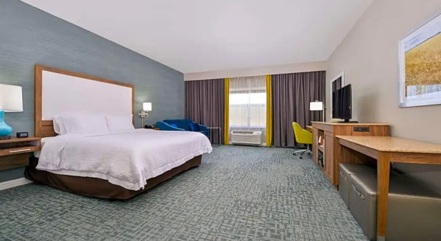 Двухместный люкс Hampton Inn Emporia, KS