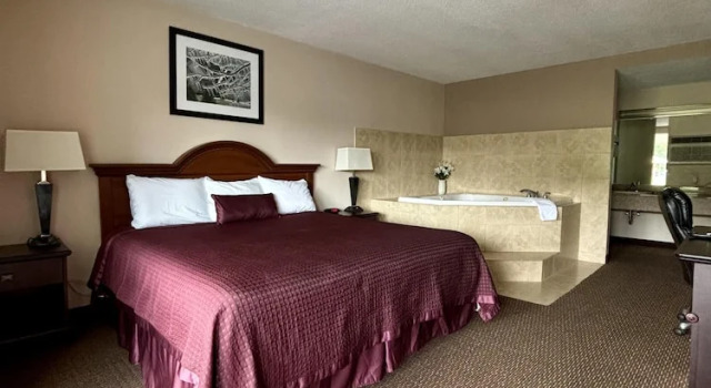 Номер Standard Washington Burgess Inn