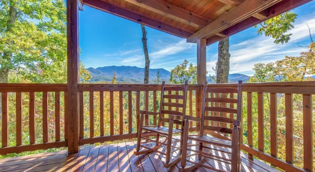 Коттедж Game Room & Hot Tub! Black Bear Falls Resort Cabin