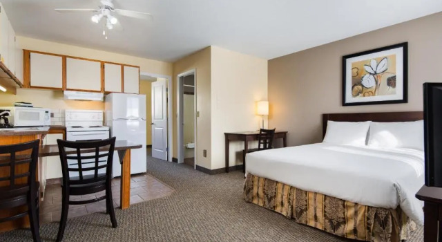 Четырёхместный люкс Deluxe Siesta Suites