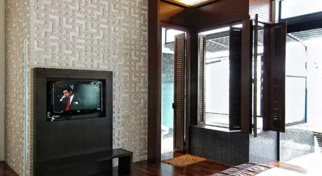 Люкс Executive с балконом Courtyard @ Heeren Boutique Hotel