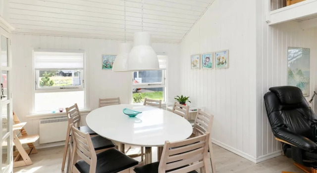 Spacious Holiday Home in Thisted Denmark With Sauna, Rezervovat Hotel Thisted 