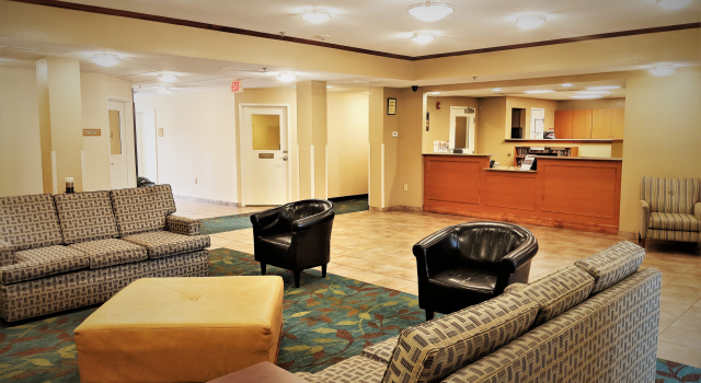 Candlewood Suites Macon by IHG, Buchen Sie Hotel Macon 