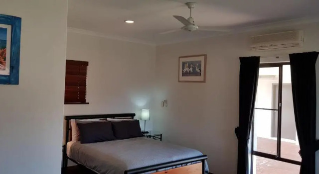 Коттедж с 3 комнатами Kalbarri Red Bluff Tourist Park