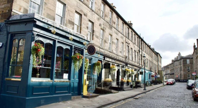 1 Bedroom Apartment in Edinburgh West End, Забронировать Апартаменты/квартира Апартаменты Эдинбурга, рядом с St George's West Church, Апартаменты/квартира
