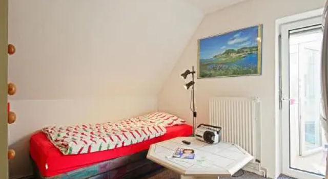 2 Single Rooms Fairground (5042), Book Hotel Mittelfeld Hannover