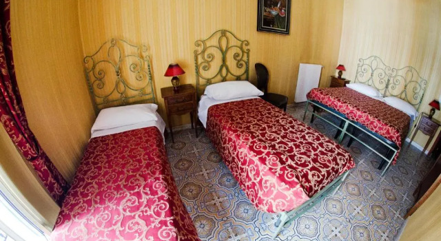 Трёхместный номер Standard Hotel Villa Maria