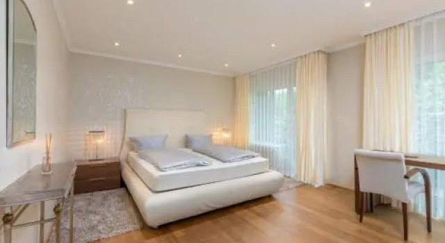 Allee Apartment, Забронировать Апартаменты/квартира Апартаменты Баден-Бадена, рядом с Русская православная церковь в Баден-Бадене, Апартаменты/квартира