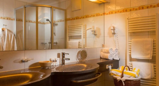 Семейный номер Standard с балконом Hotel Bergzeit