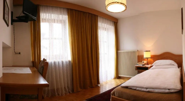 Номер Standard Hotel Dolomiti Madonna