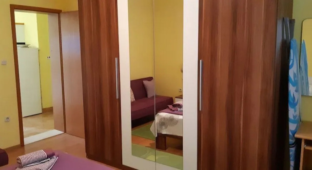 Apartments Petrić, Prenota Appartamento Stari Grad 