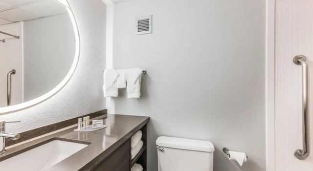 Четырёхместный номер Standard Courtyard Rockaway-Mount Arlington