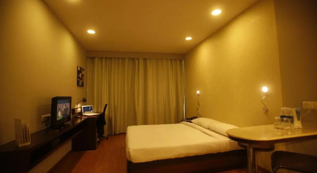 Номер Standard Keys Prima by Lemon Tree Hotels, Whitefield, Bengaluru