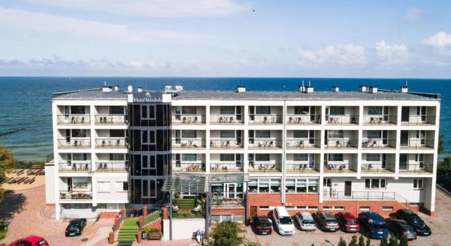 Hotel Wodnik Twój Hotel z widokiem na morze, Забронировать Отель Устроне-Морске Kolobrzeg Region