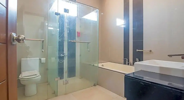 Deluxe chambre RedDoorz near Jatinangor Town Square