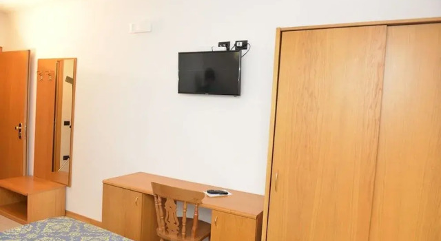 Hotel Clodi, Varaa Hotelli Hotellit Abruzzo aamiaisella, Aamiainen