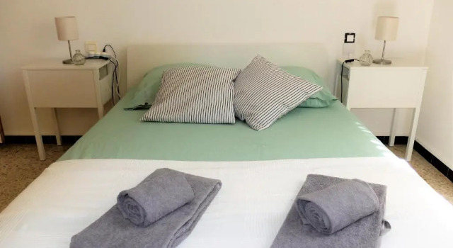 BEAUX APPARTEMENTS 65m2 AVEC ESPACES EXTERIEURS PARKINGS PROCHE PLAGE