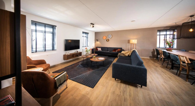 Luxe 20p in Thorn With 10 Bedrooms and 6 Bathrooms, Prenota Hotel Hotel a Limburgo con parcheggio, Parcheggio