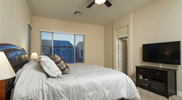 Pleasant Surprise 4 Br By Casago, Забронировать Отель Сюрпрайз Phoenix Metropolitan Area