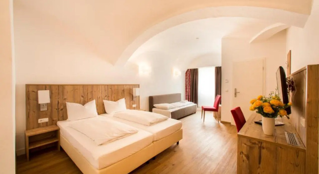 Трёхместный номер Standard Hotel Hölzer Bräu by Lehmann Hotels