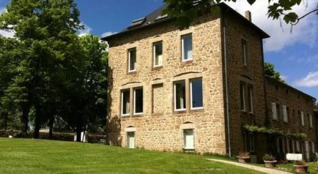 Domaine de Rilhac, Rezerwuj Hotel Hotele w Ardèche z parkingiem, Parking