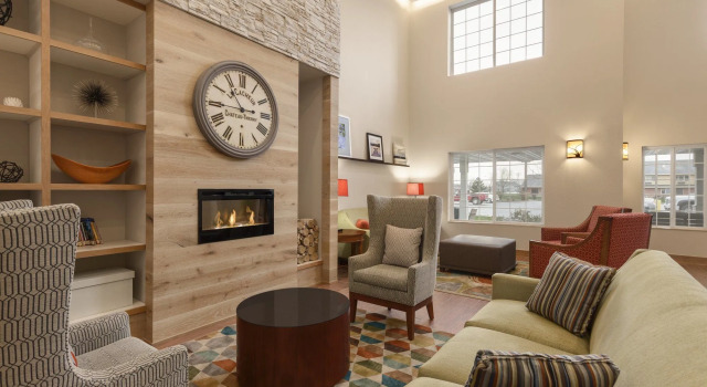 Country Inn & Suites By Carlson Ames, Rezerwuj Hotel Hotele w Iowa z basenem, Basen