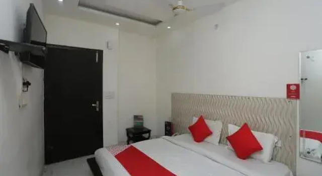 Hotel Grand A-star by OYO Rooms